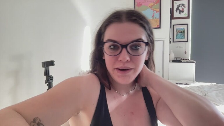 amelialynneee's Streamate show and profile