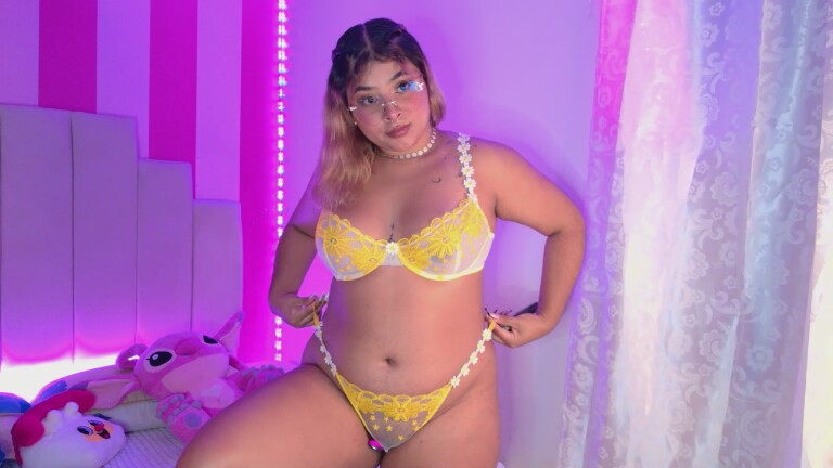 AliiceWonderland's Streamate show and profile