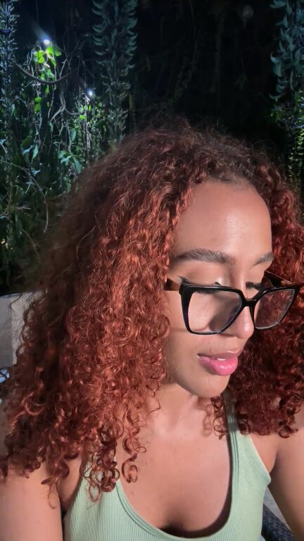 MaiaCox's Streamate show and profile