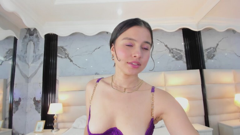 VictoriaKyros's Streamate show and profile