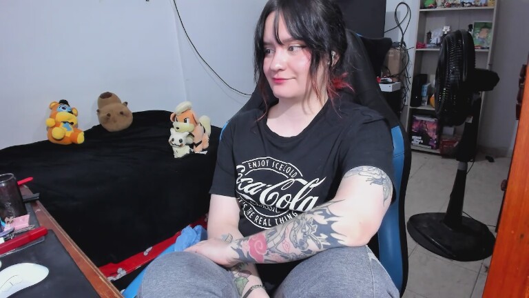 Red_Pandemonium's Streamate show and profile