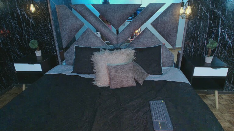 Layla_Wade's Streamate show and profile