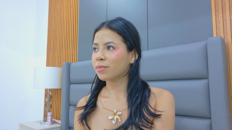 KiraCollins's Streamate show and profile