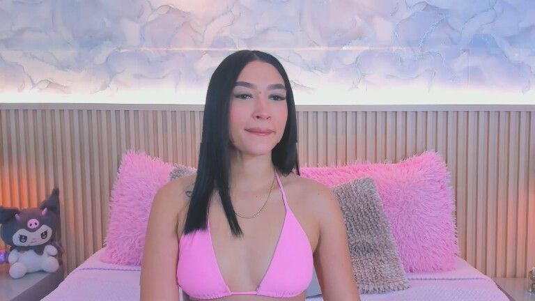 HemmaThompsonn's Streamate show and profile