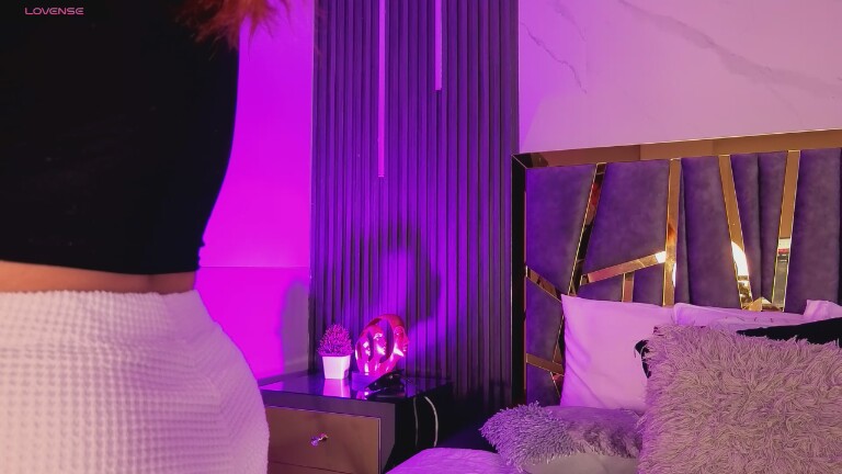 ChloeConnorr's Streamate show and profile