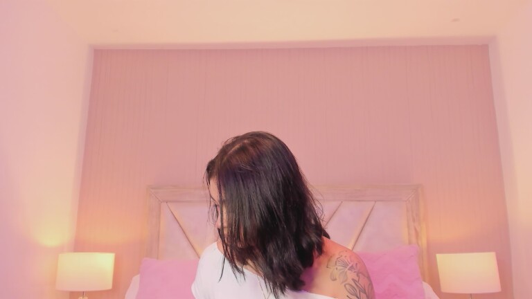 SophiaColinns's Streamate show and profile