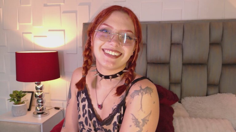 EmmaThomzon's Streamate show and profile