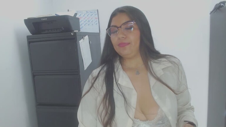 LunaDumont's Streamate show and profile