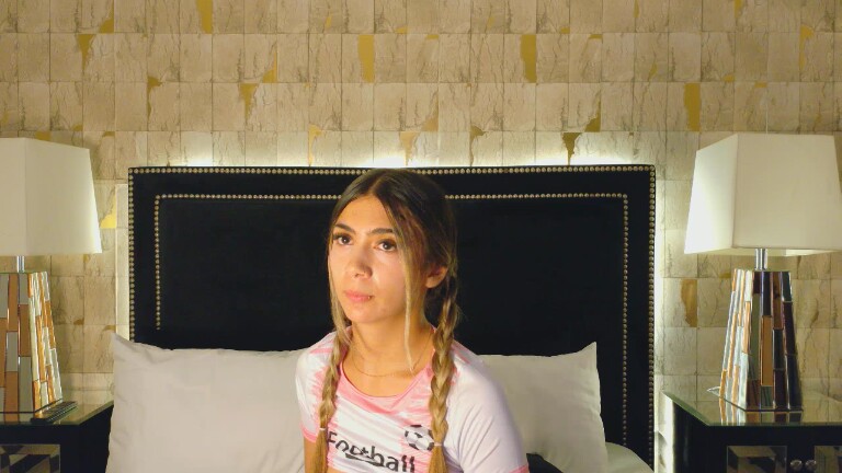 HollyLincon's Streamate show and profile