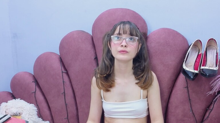 ISABELLAJHONS's Streamate show and profile