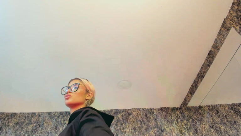 EviilAngel's Streamate show and profile