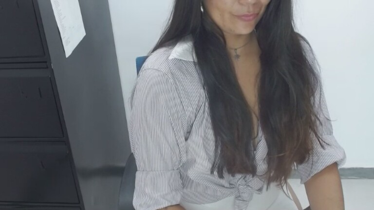 LunaDumont's Streamate show and profile