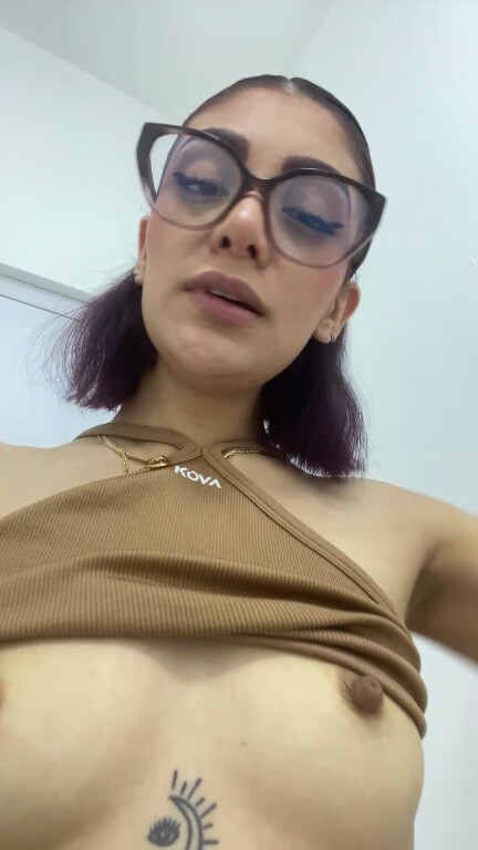 BrianaWells's Streamate show and profile