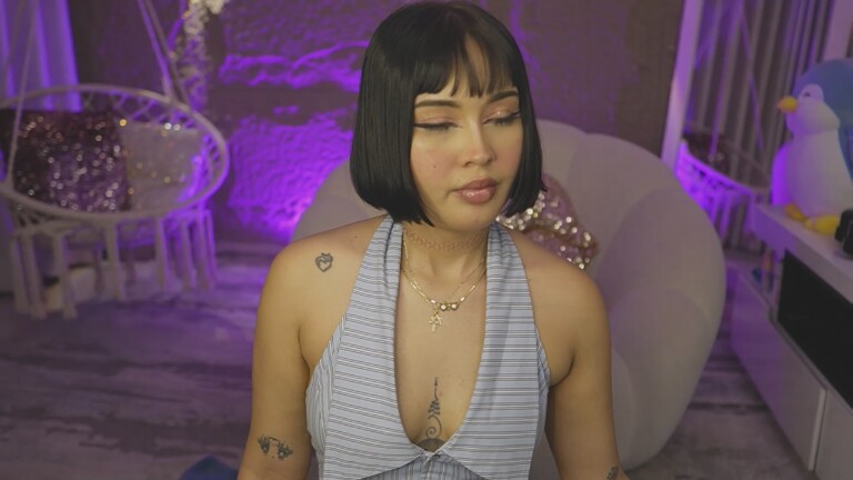 Aleshiadoll's Streamate show and profile