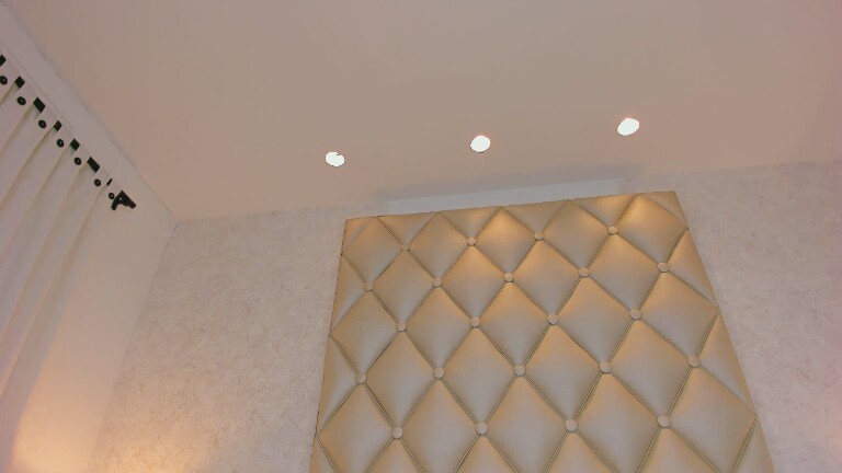 MiaaCaastro's Streamate show and profile