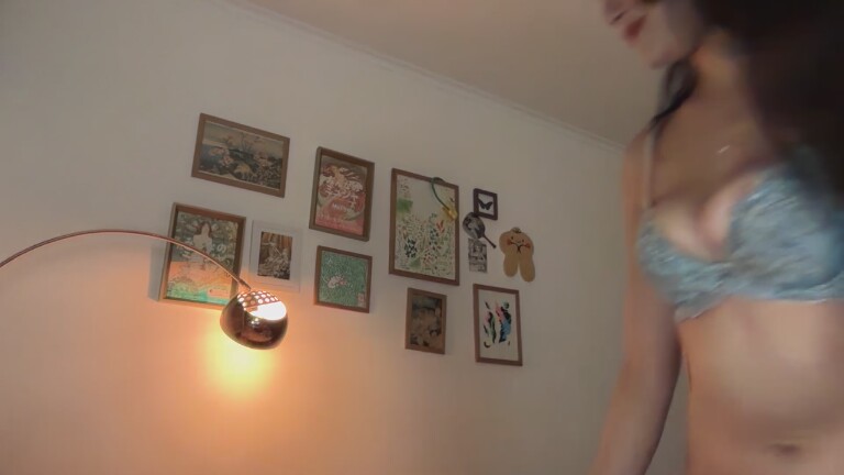 Gueishalulumei's Streamate show and profile