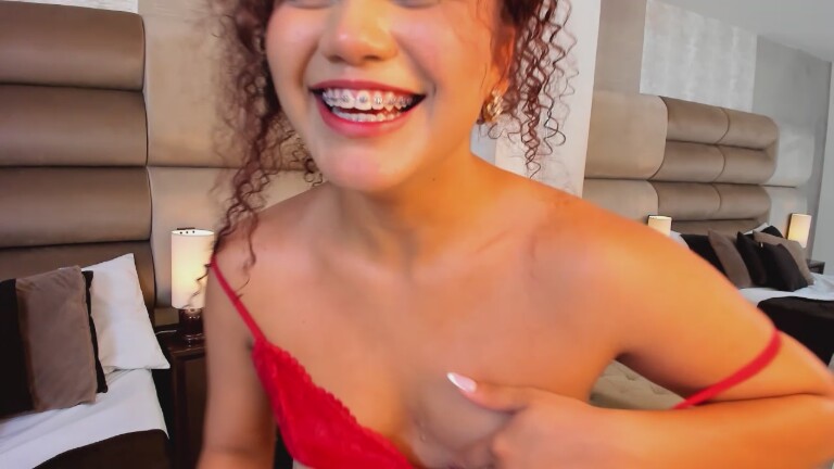 ScarletReed's Streamate show and profile