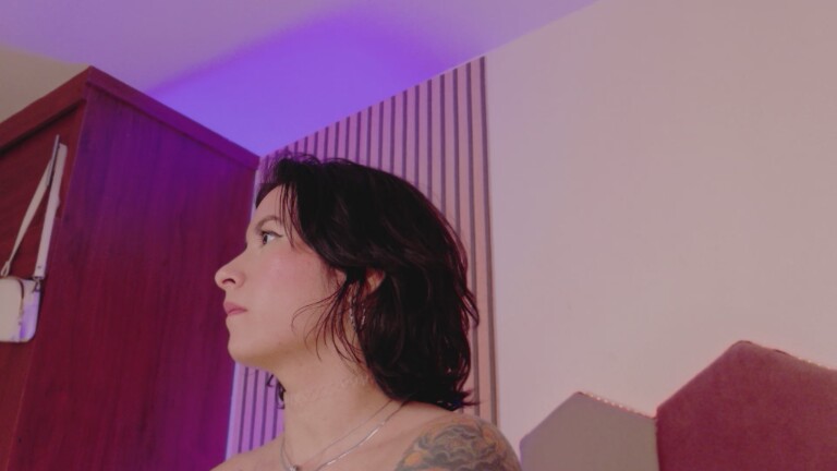 EivaStone's Streamate show and profile