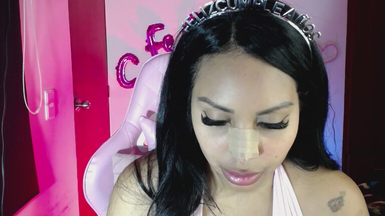 LATINA_BIG_CLITXXX's Streamate show and profile