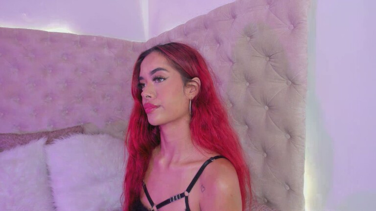 Alanna_Blakes's Streamate show and profile