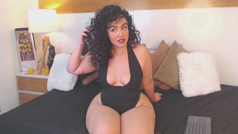 SeleneRisso's Streamate show and profile