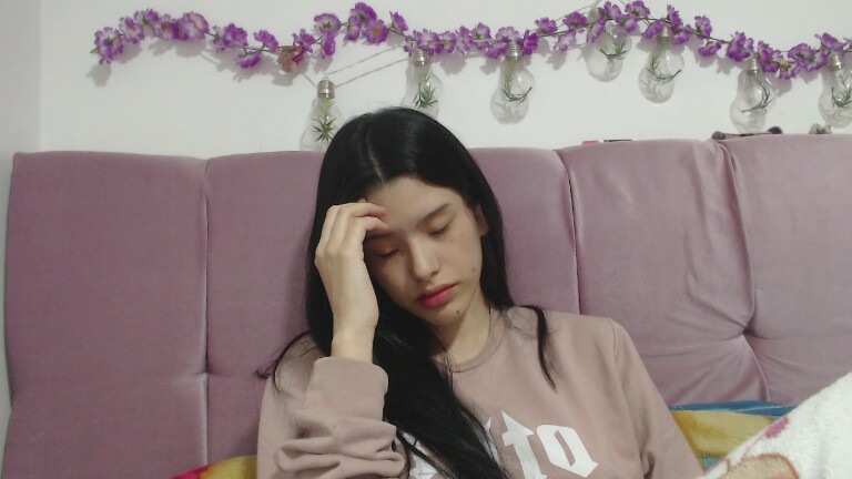 ZakuraPrincess's Streamate show and profile