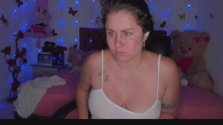 DannaJeinsGolden's Streamate show and profile