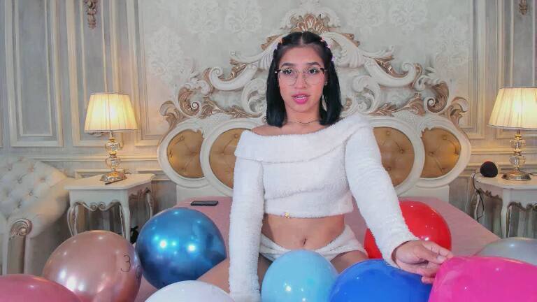 ViolettaG's Streamate show and profile