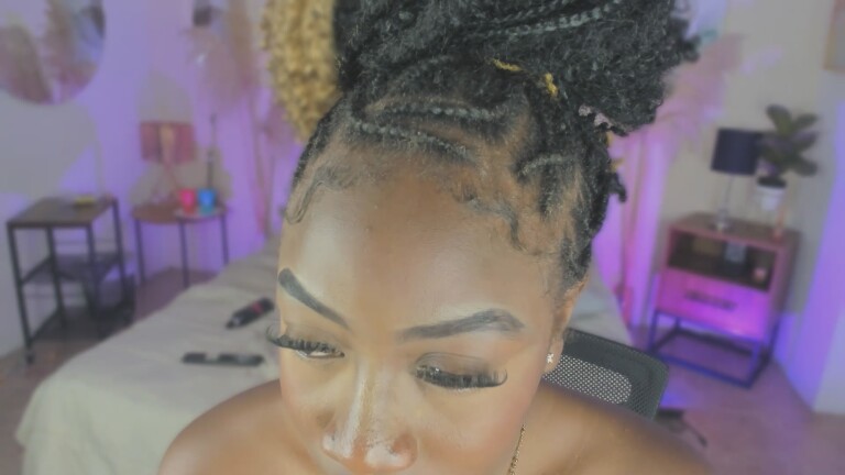 Ebony_Foxxx's Streamate show and profile