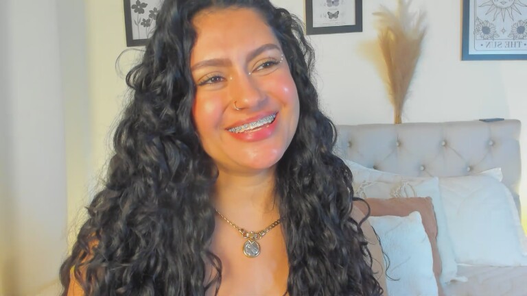 Daphnegb's Streamate show and profile