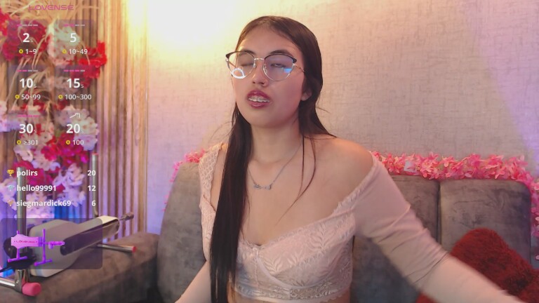 DiazMia_s's Streamate show and profile