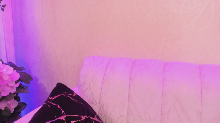 CristalCarrintonn's Streamate show and profile