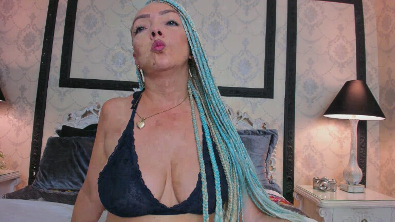 MadisonBecker's Streamate show and profile