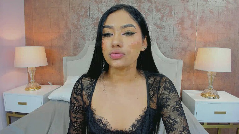 KhloeWonders's Streamate show and profile