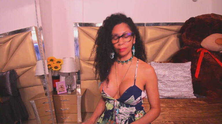 KarenDuval's Streamate show and profile