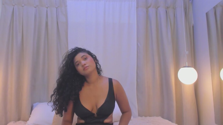 Soffivega's Streamate show and profile