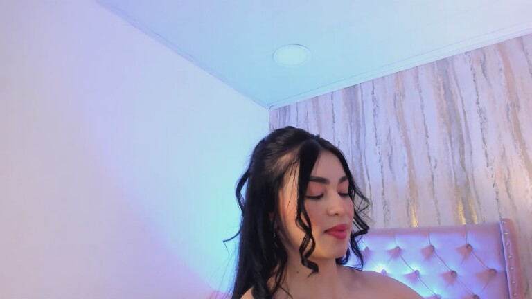 MayaWiills's Streamate show and profile