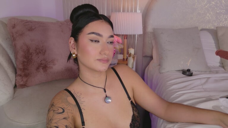 ManuelaHall's Streamate show and profile