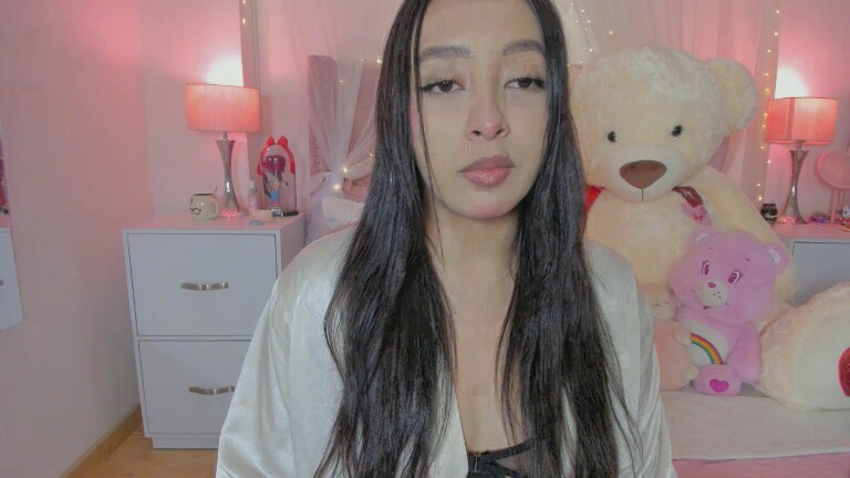 AlexandraWinterr's Streamate show and profile