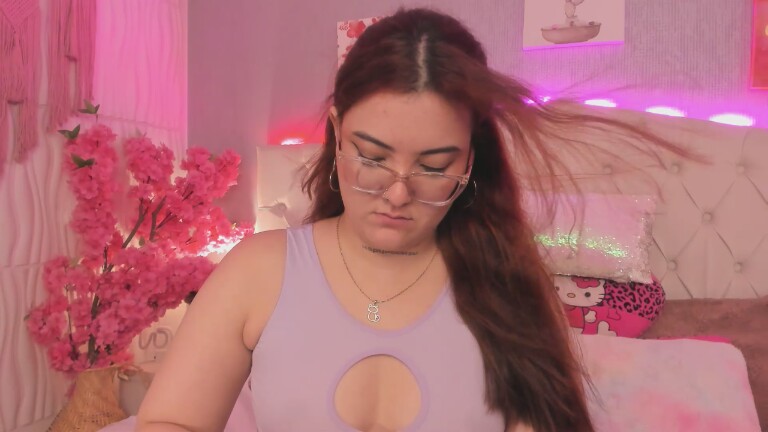 SophiaVegaXX's Streamate show and profile