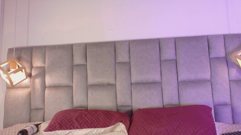 Isabella_Stewart's Streamate show and profile