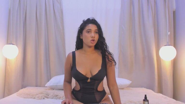 Soffivega's Streamate show and profile