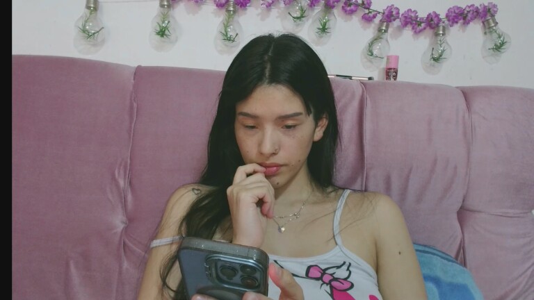 ZakuraPrincess's Streamate show and profile