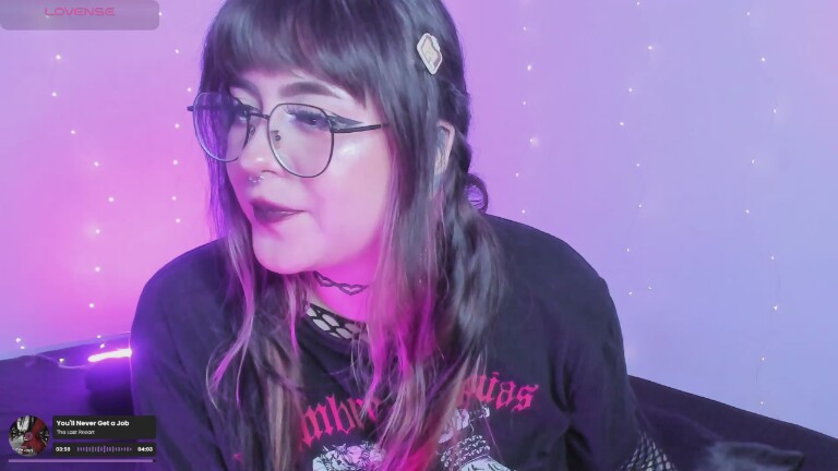 Hallucigenia's Streamate show and profile