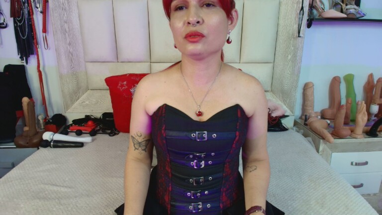 MoiraDevil's Streamate show and profile