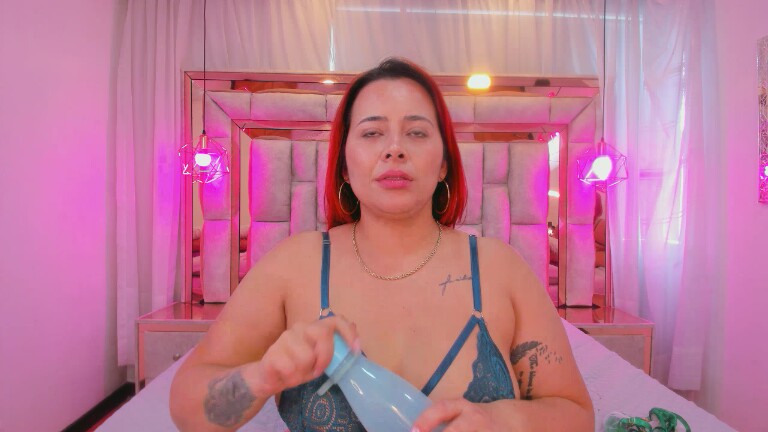 Liaa_Mora's Streamate show and profile