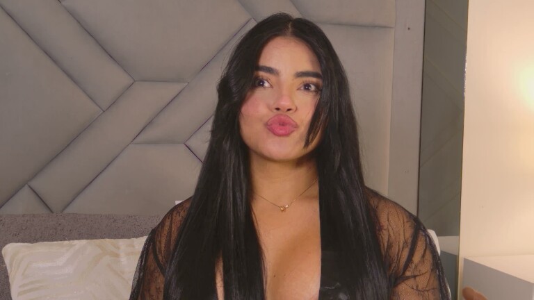 SamanthaMarquez's Streamate show and profile