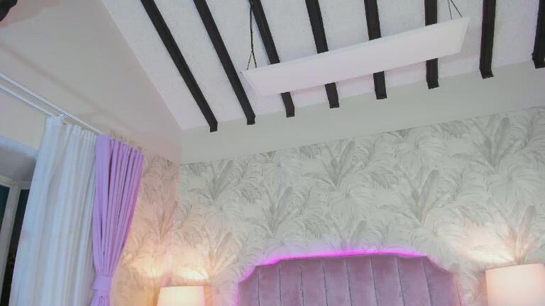 KoralDaviss's Streamate show and profile