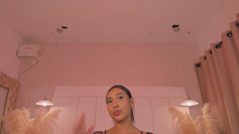 NikoJhon's Streamate show and profile