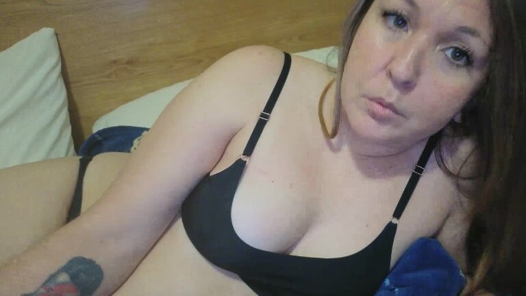 BitchcoinFinDom's Streamate show and profile